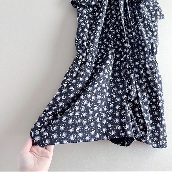 NWT LOFT Bluebell Flounce Halter Romper in Black White Floral Print Petite Small - Picture 9 of 13